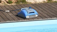 Dolphin M200 Havuz Robotu